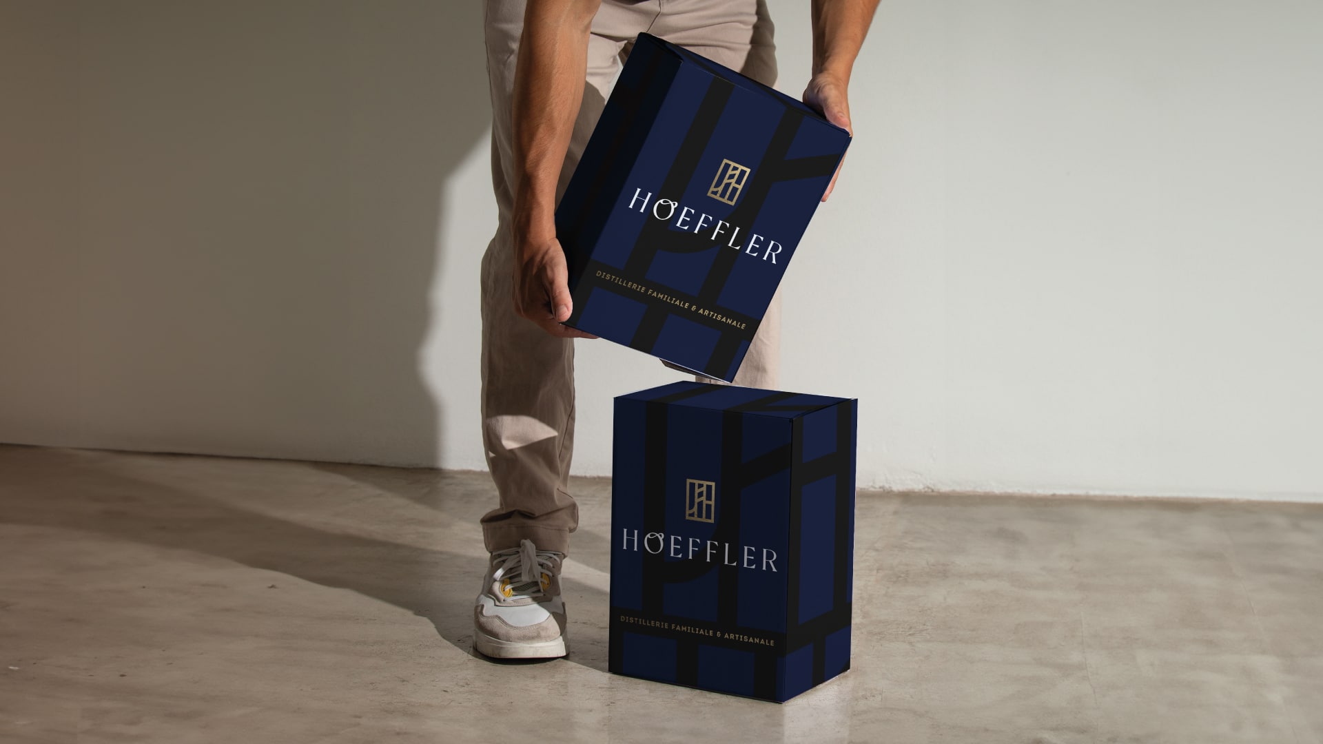 BRANDING-AGENCE-S-DISTILLERIE-HOEFFLER